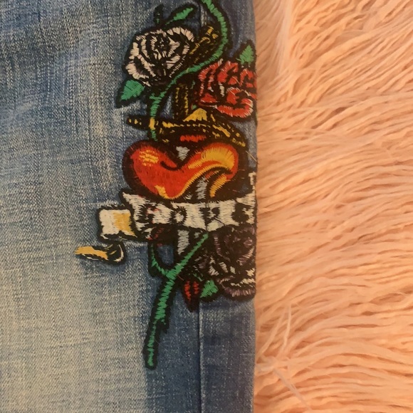 Embroidered Jeans - Picture 2 of 4